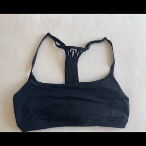 Lululemon black sports bra size 6